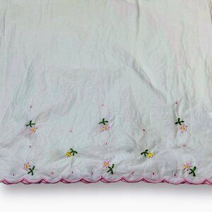 VTG Laura Ashley Pillowcases Embroidered Floral Scalloped Stdrd White Pink FLAW